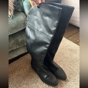Black Knee-High Women's Boots